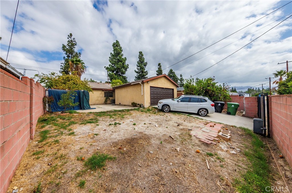 11332 Strathern