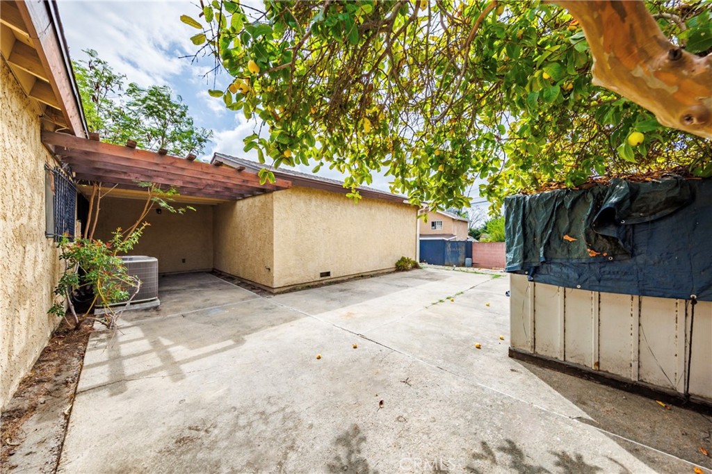 11332 Strathern
