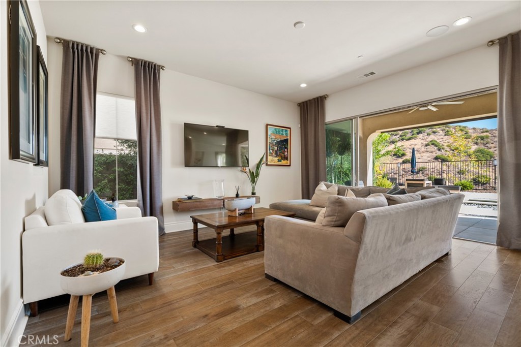 24347 W Stone Bend