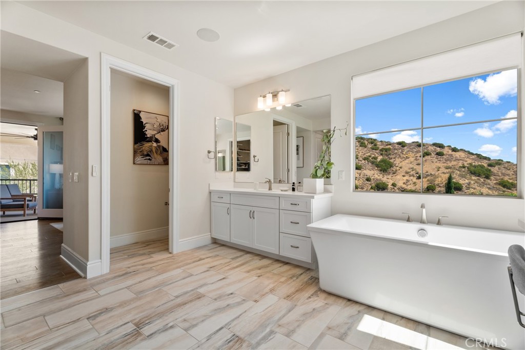 24347 W Stone Bend