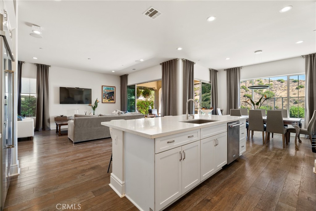 24347 W Stone Bend