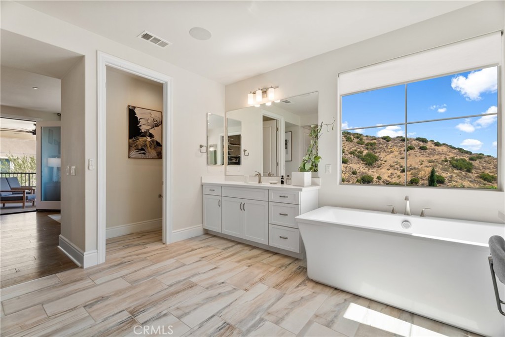24347 W Stone Bend