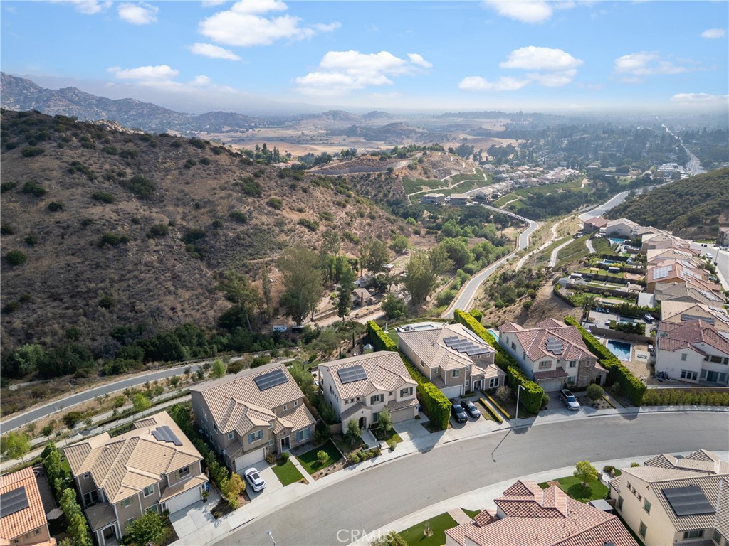 24347 W Stone Bend