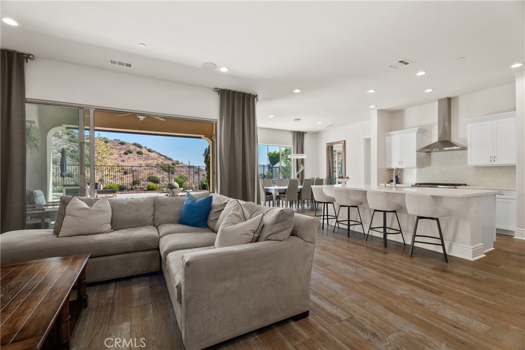 24347 W Stone Bend