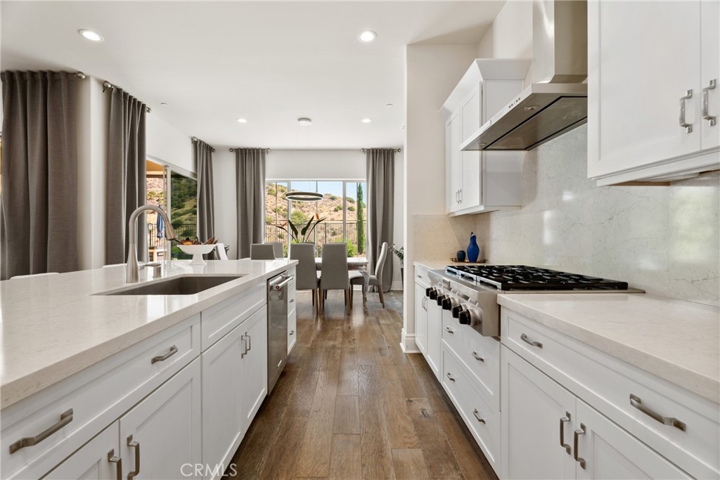 24347 W Stone Bend