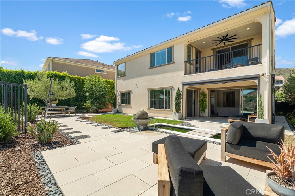 24347 W Stone Bend