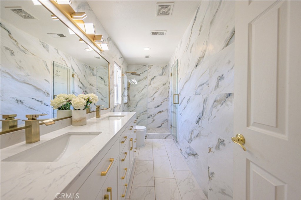 26518 Swan Lane