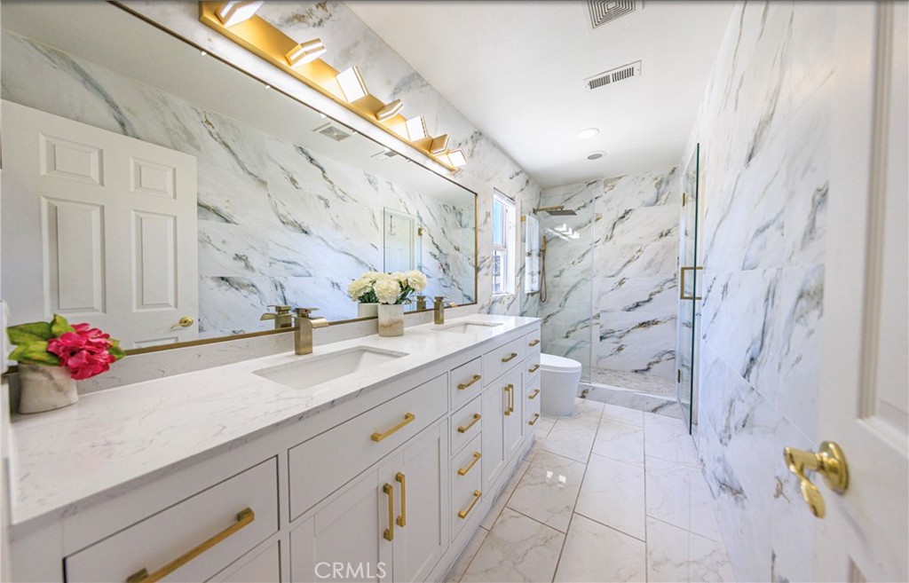 26518 Swan Lane
