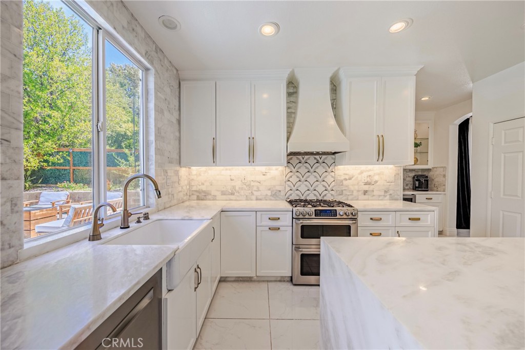 26518 Swan Lane