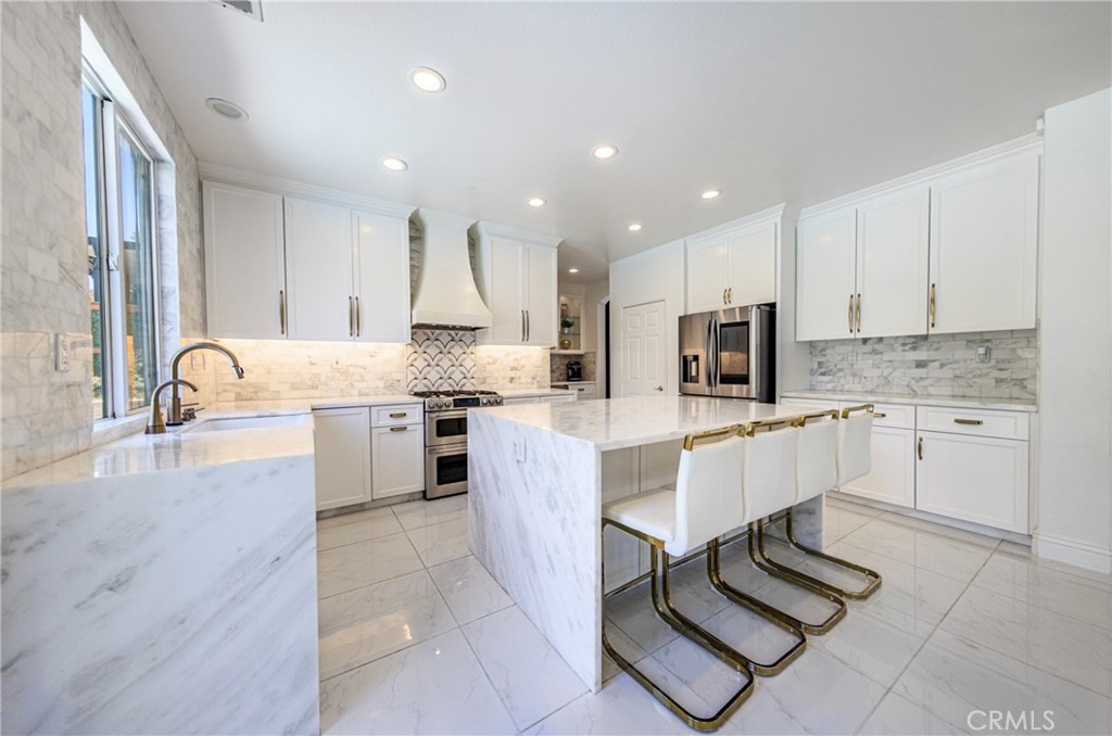 26518 Swan Lane