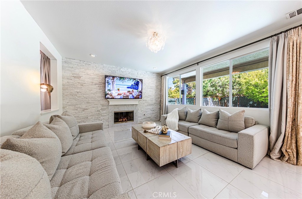 26518 Swan Lane
