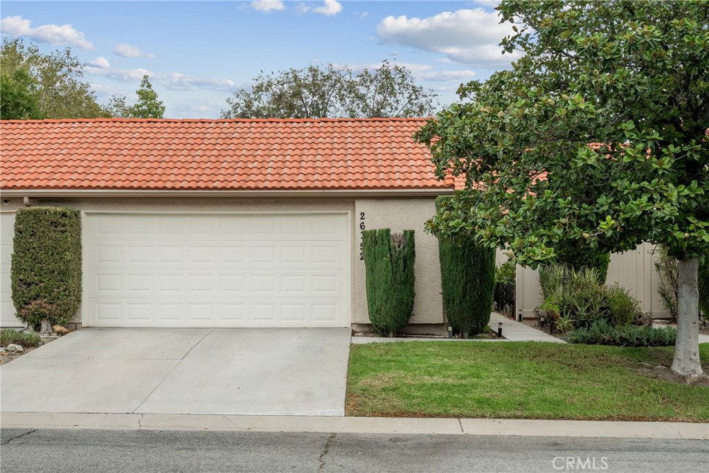 26352 Rainbow Glen