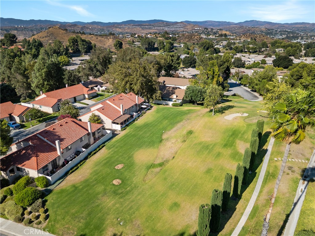 26352 Rainbow Glen