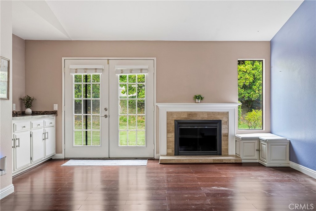 26352 Rainbow Glen