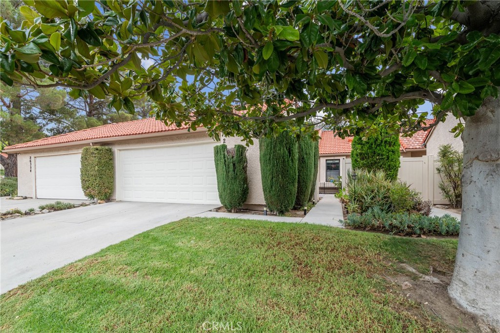 26352 Rainbow Glen