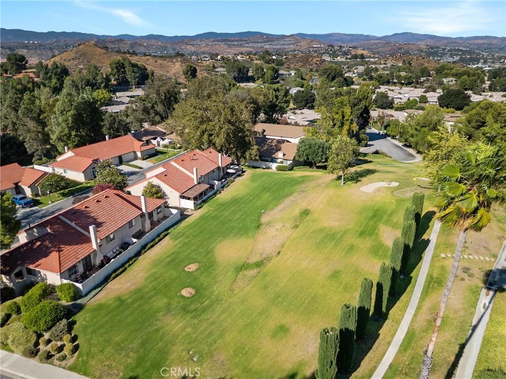 26352 Rainbow Glen