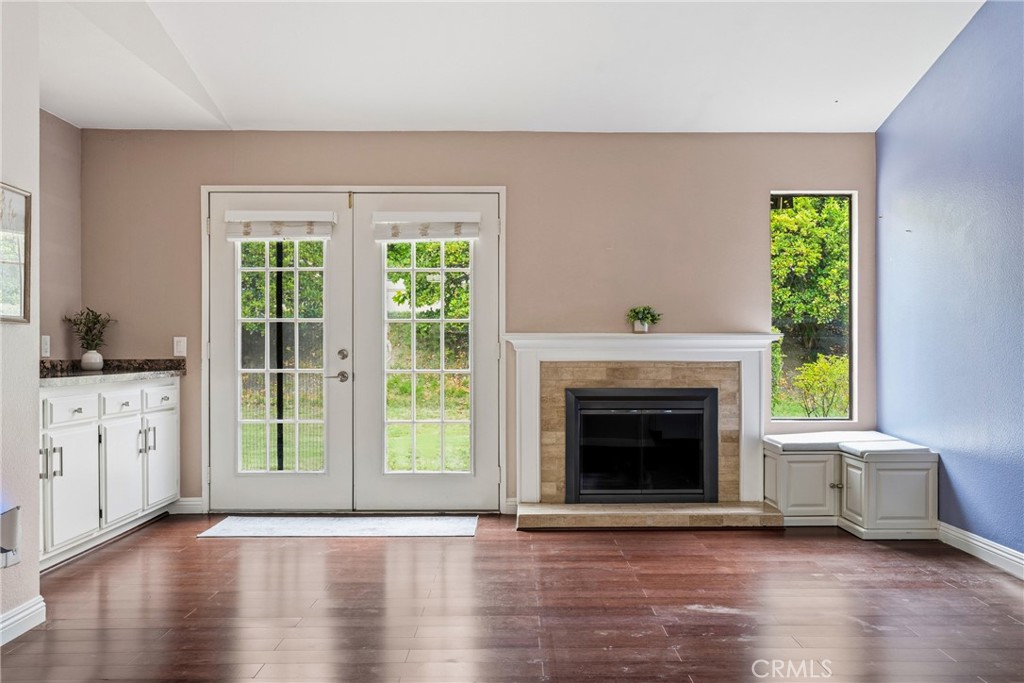 26352 Rainbow Glen