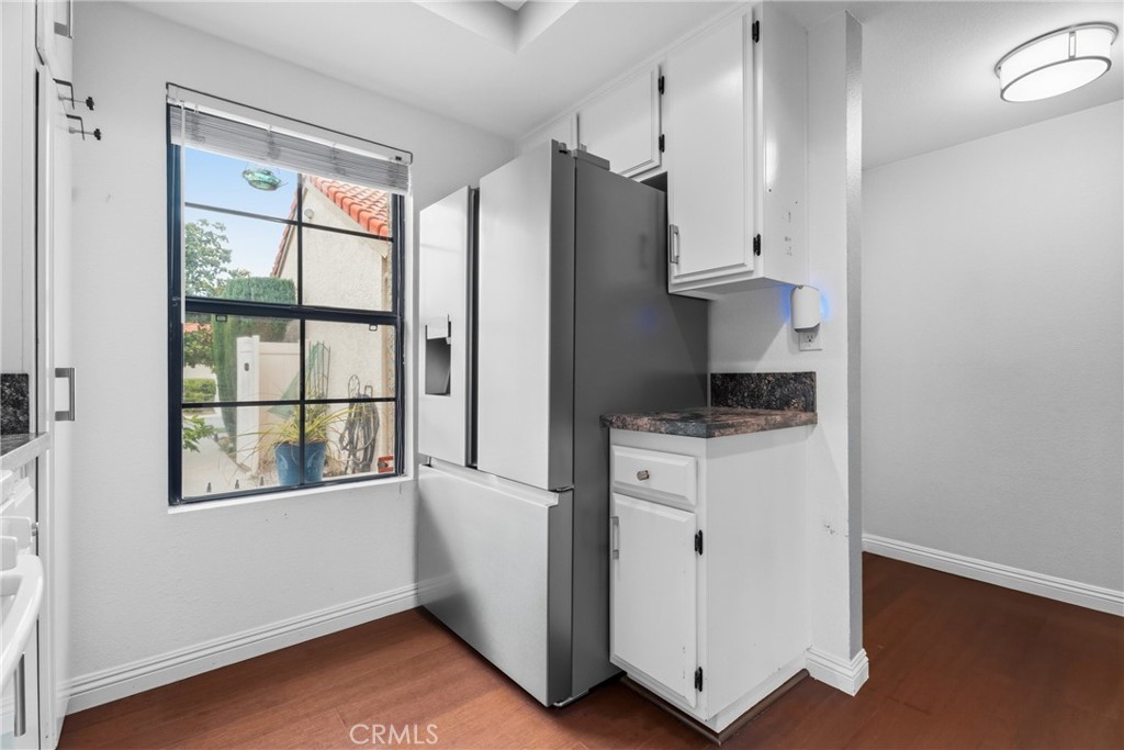 26352 Rainbow Glen