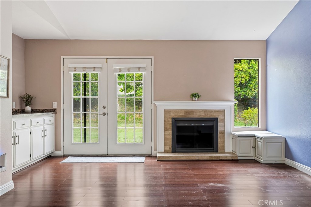 26352 Rainbow Glen