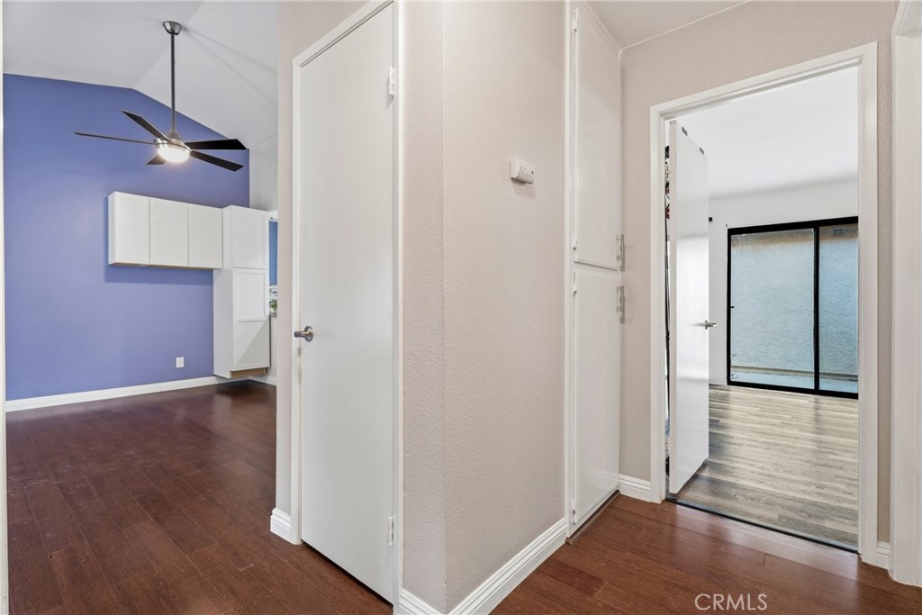 26352 Rainbow Glen