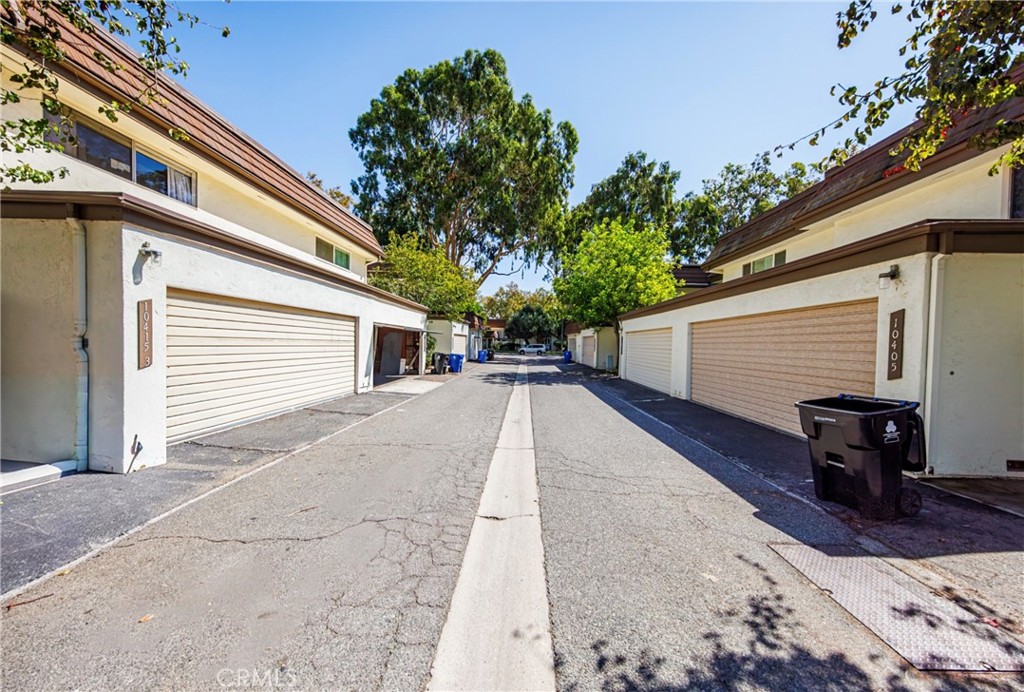 10415 Larwin