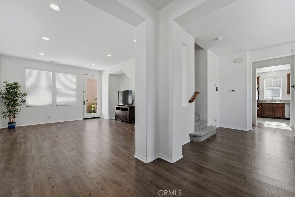 28492 Camino del Arte Drive