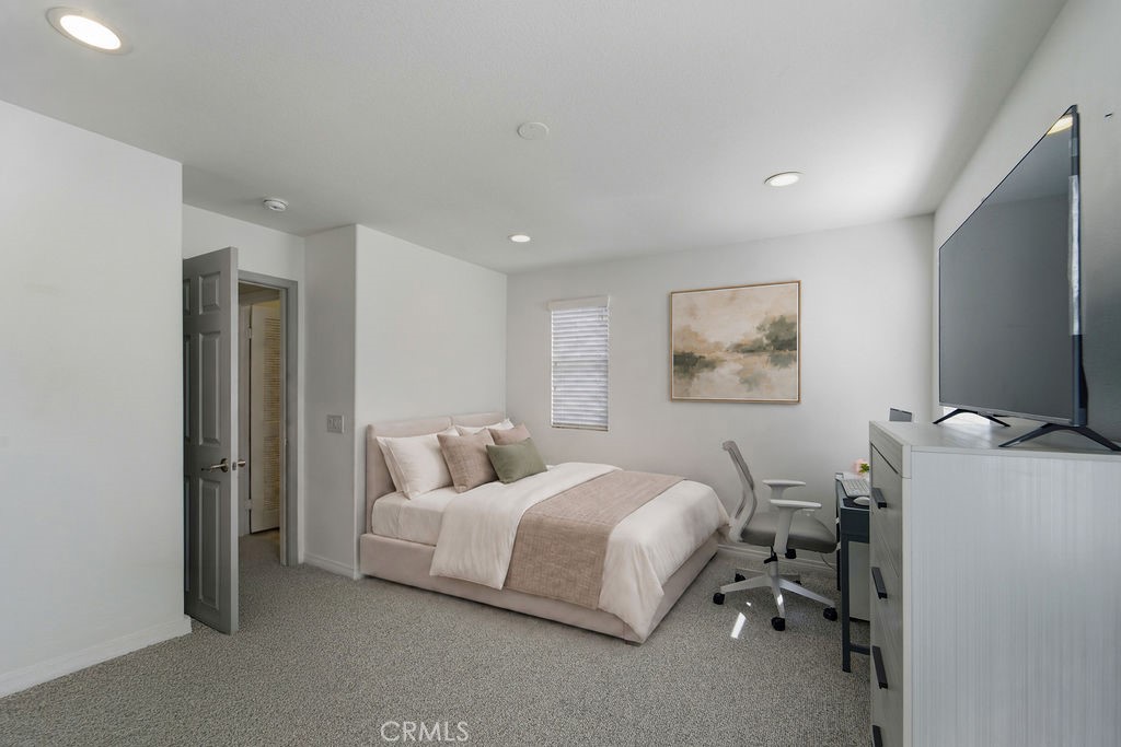 28492 Camino del Arte Drive
