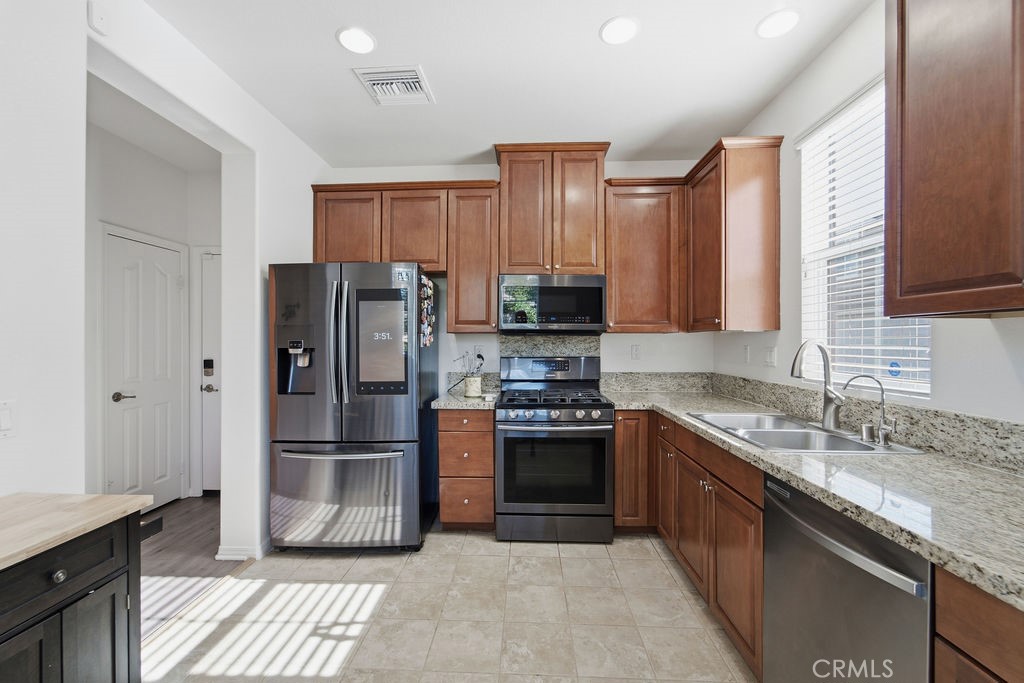 28492 Camino del Arte Drive