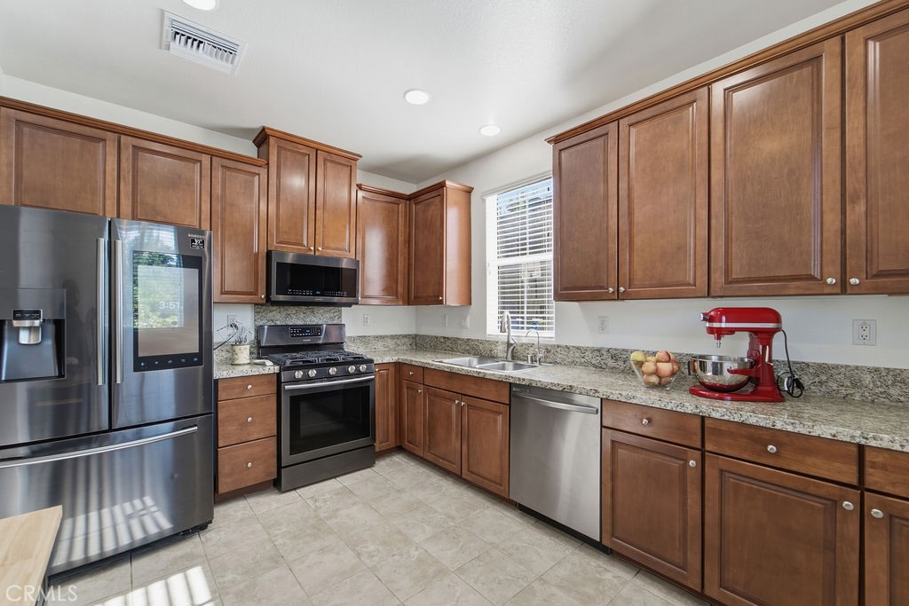 28492 Camino del Arte Drive
