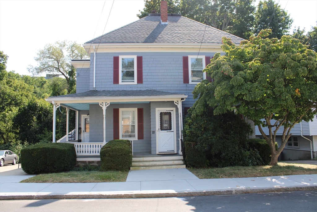 18 Curtis St