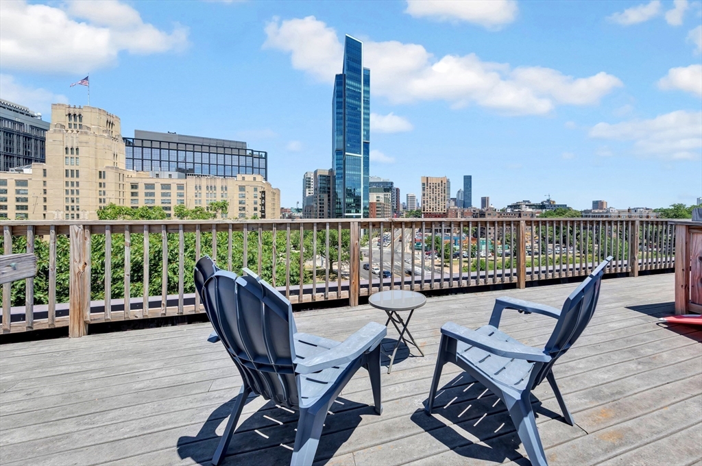 100 Riverway # 6