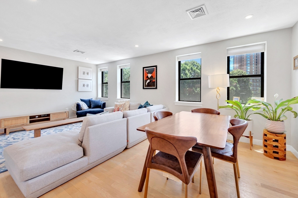 100 Riverway # 6