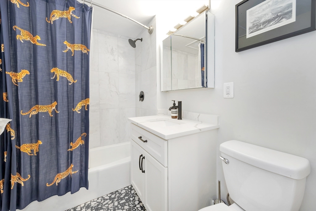 100 Riverway # 6