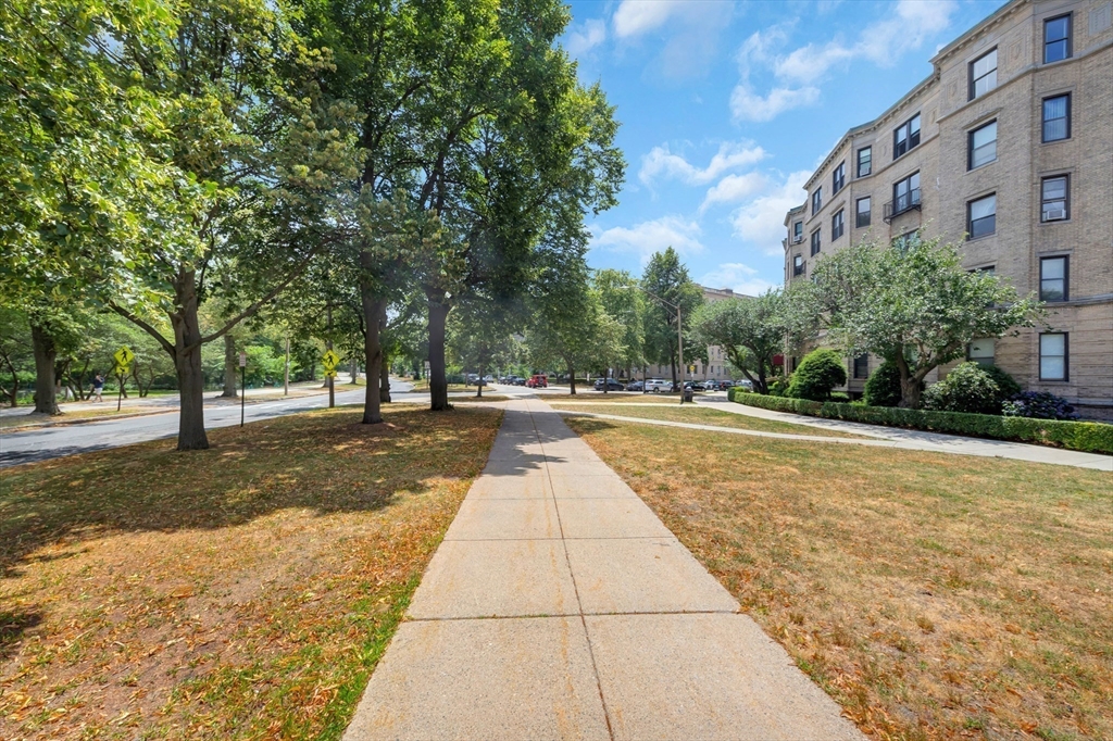 11 Park Dr # 22 Unit: 11-22