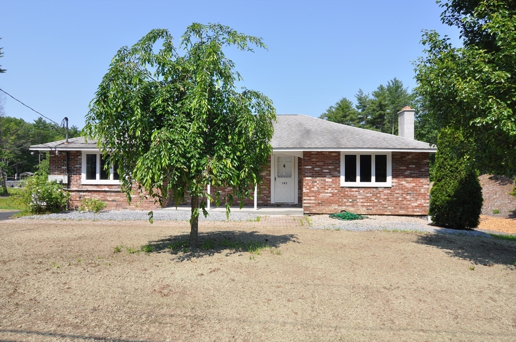 107 Warren Rd