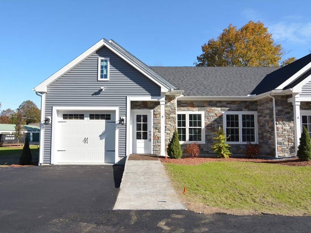 1 Depot Street Ext # 5, Townsend Unit: 5