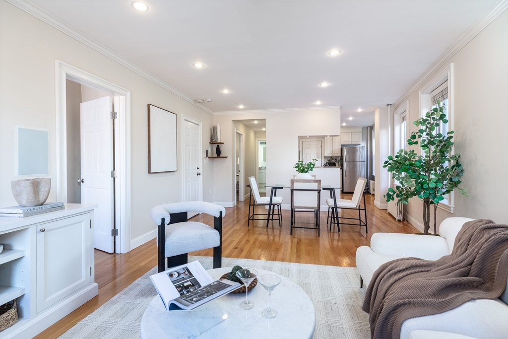 76 W Cedar St # 4F