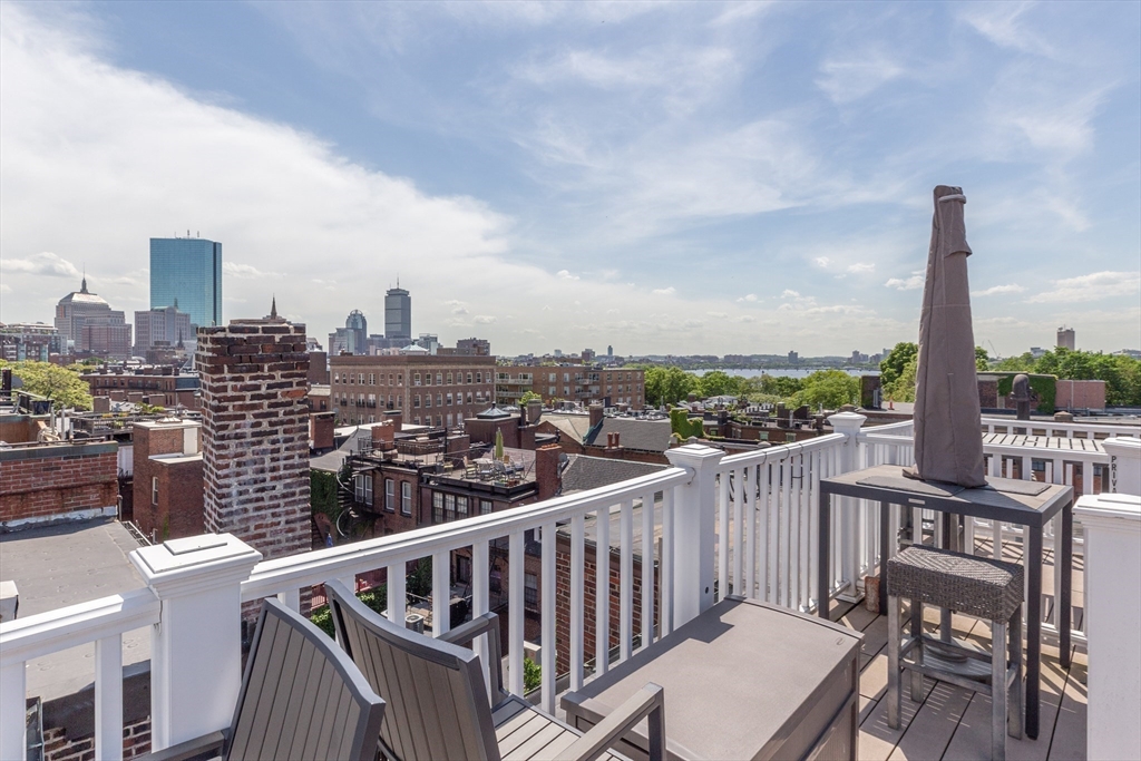 76 W Cedar St # 4F