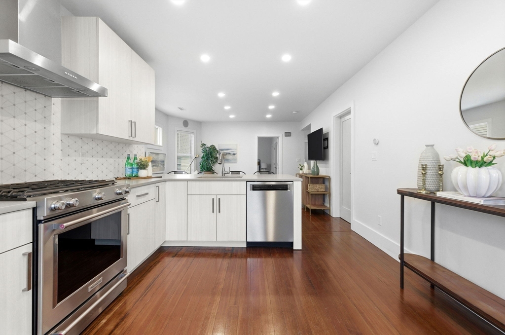 351 Centre St # 2