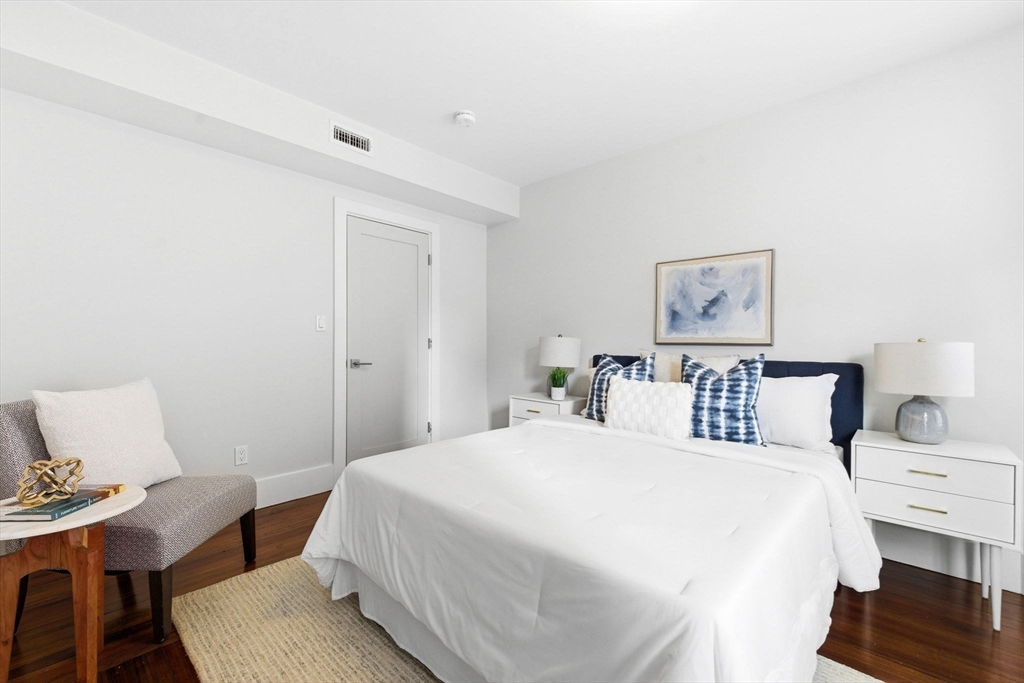 351 Centre St # 2