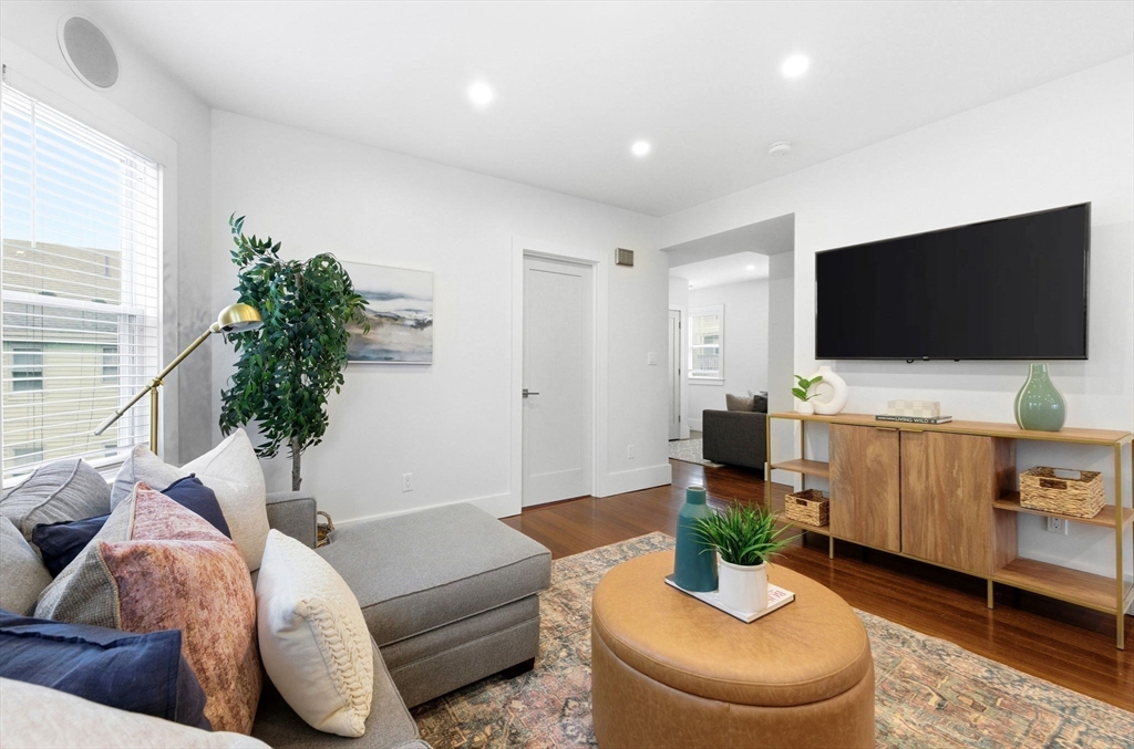 351 Centre St # 2