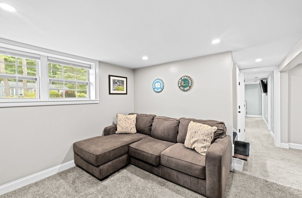 36 Mayflower St