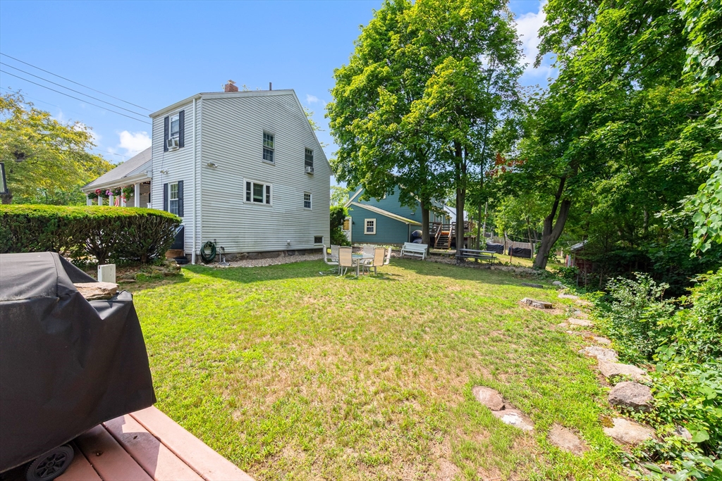 623 Commercial St
