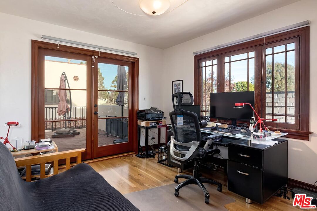349 Euclid St