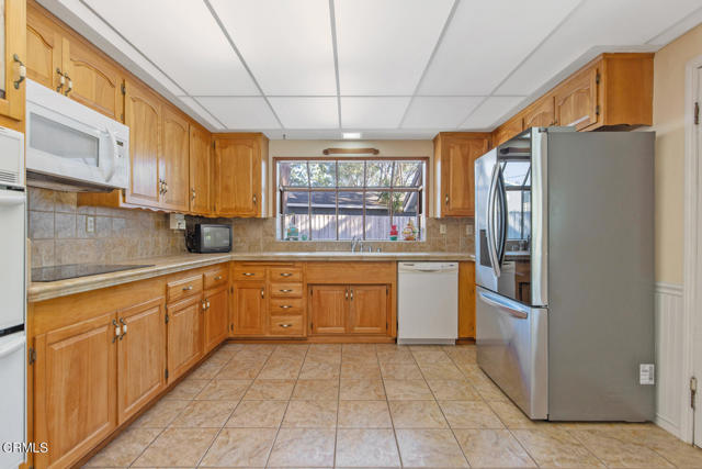 961 Bruce CIR