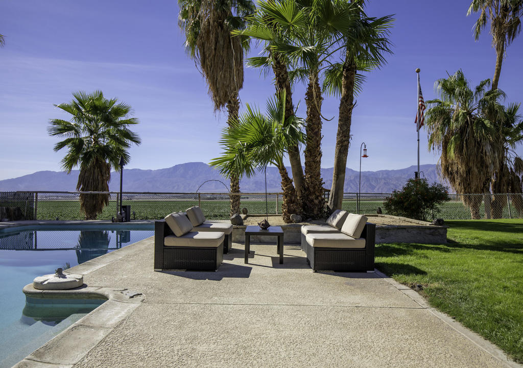 59105 Lincoln Street