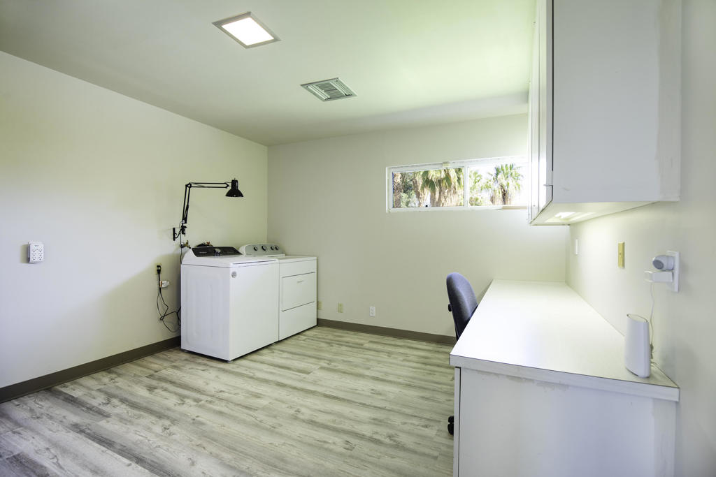 59105 Lincoln Street