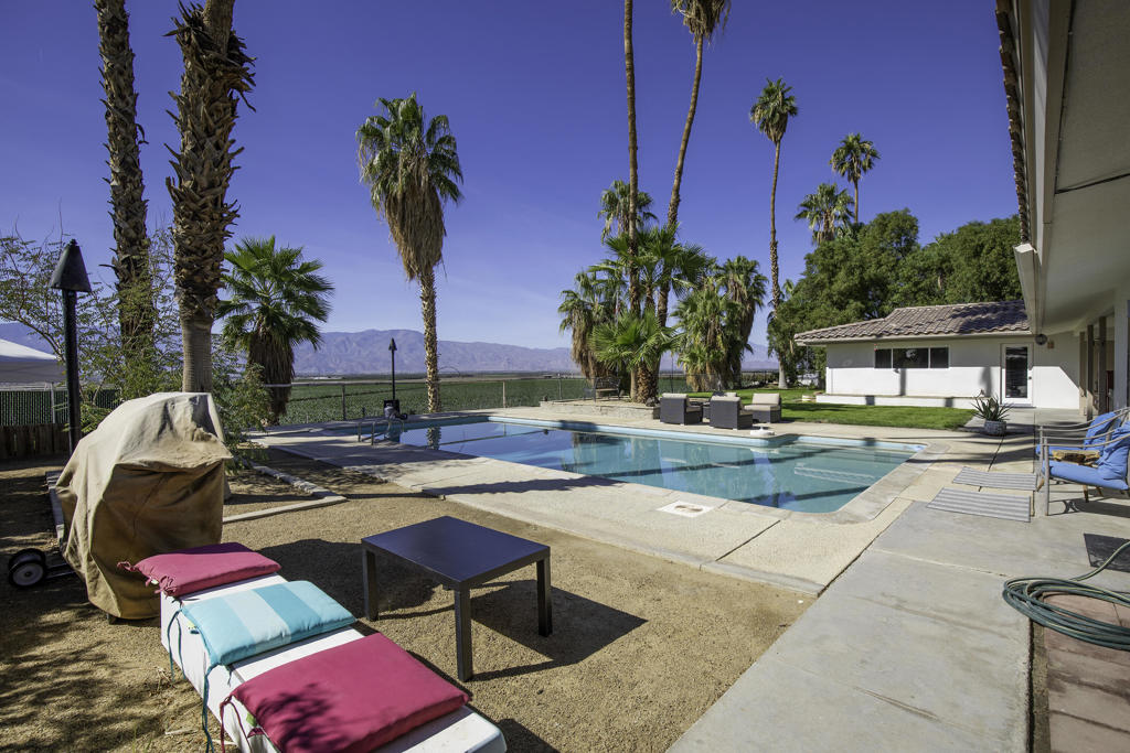 59105 Lincoln Street