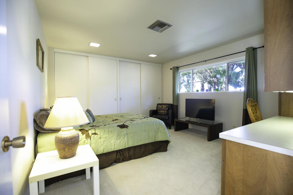 59105 Lincoln Street