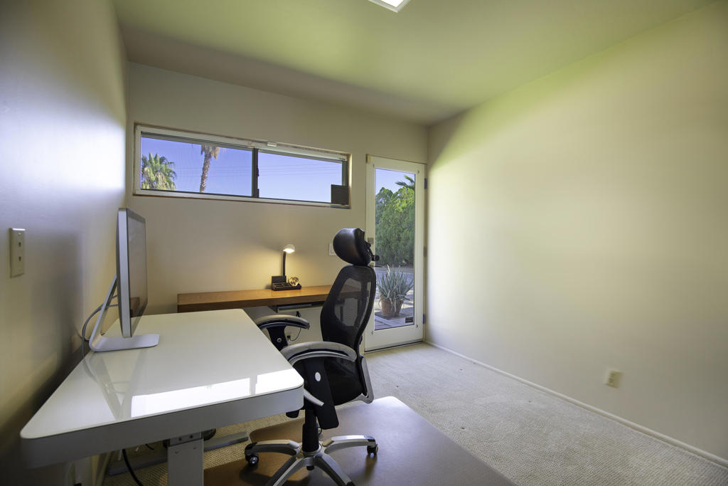 59105 Lincoln Street